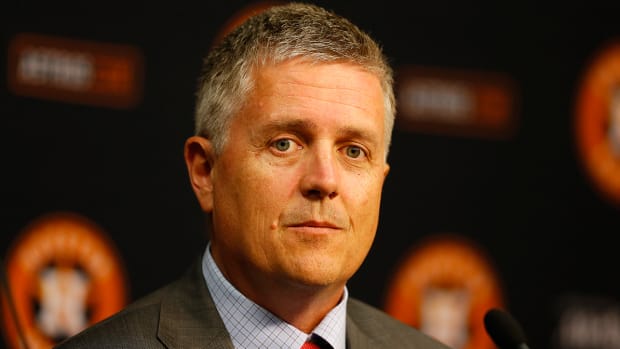 jeff-luhnow-astros-cardinals-hacking-punishment.jpg